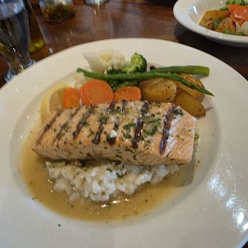 Anna And Lucio's Trattoria - Salmon on the grill - Salad Near Me - Maple, Ontario