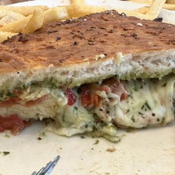 Fournos - Chicken pesto - super cheesy and delicious - Pizza Near Me - San Leandro, California