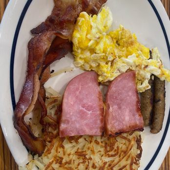 IHOP - Deluxe Breakfast Sampler Yummy! - Breakfast & Brunch Near Me - North Hollywood, California IHOP - Deluxe Breakfast Sampler Yummy! - Breakfast & Brunch Near Me - North Hollywood, California