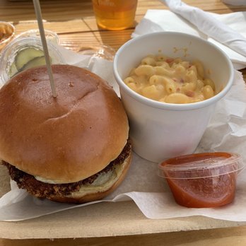 Twenty Tap - Crispy Southern Chicken and Pimento Mac & Cheese - Bars Near Me - Indianapolis, Indiana Twenty Tap - Crispy Southern Chicken and Pimento Mac & Cheese - Bars Near Me - Indianapolis, Indiana