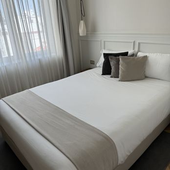 Dear Hotel Madrid - Hotels Near Me - Madrid, M Dear Hotel Madrid - Hotels Near Me - Madrid, M