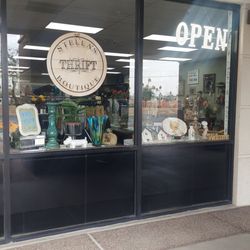 Stella's Thrift Boutique