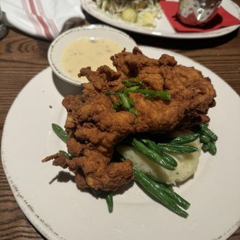 Red Heat Tavern - Southern Fried Chicken - Gluten-Free Near Me - Westborough, Massachusetts Red Heat Tavern - Southern Fried Chicken - Gluten-Free Near Me - Westborough, Massachusetts