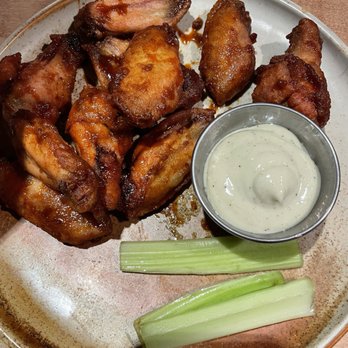Banff Ave Brewing Co - Korean barbecue chicken wings - Breweries Near Me - Banff, Alberta Banff Ave Brewing Co - Korean barbecue chicken wings - Breweries Near Me - Banff, Alberta