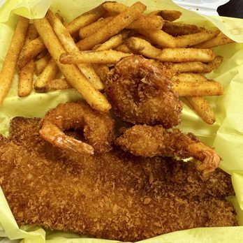 Bob's Chicken and Seafood - Combo 1 Fish, 3 Shrimp - Seafood Near Me - Mansfield, Texas