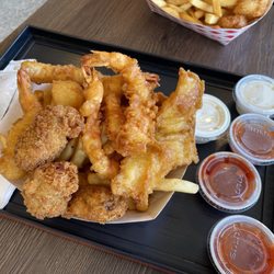 Fish, oysters, scallops, shrimp, and chips
