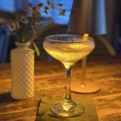Oldfields Liquor Room - Gin Martini