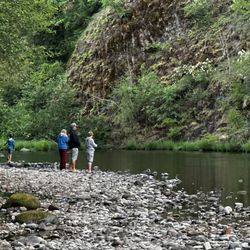 Mt. Hood Village Campground - Fishing nearby