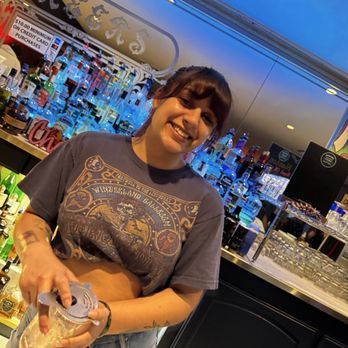 Cheers - Aaliyah, the bartender. - Bars Near Me - Vacaville, California