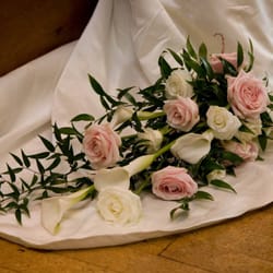 Ace Wedding & Party - Rose & Calla Bouquet