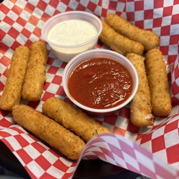 Spanky's - Mozzarella sticks - Pizza Near Me - Houston, Texas Spanky's - Mozzarella sticks - Pizza Near Me - Houston, Texas