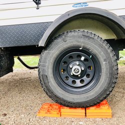 Charley's Welding & Auto Repair - Busted leaf spring on a 2018 Jayco travel trailer