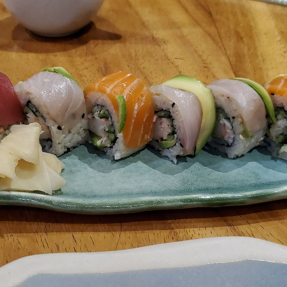 Makoto - Salmon and Hamachi sushi - Japanese Near Me - Ciudad de Mexico, DIF Makoto - Salmon and Hamachi sushi - Japanese Near Me - Ciudad de Mexico, DIF