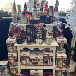 GG’s Candles - Christmas gnomes, candles, cups
