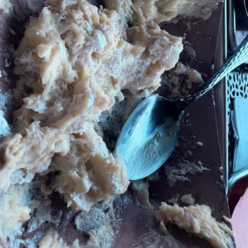Lil Pig Lil Pig - Banana pudding or is it - Barbeque Near Me - Vancouver, Washington