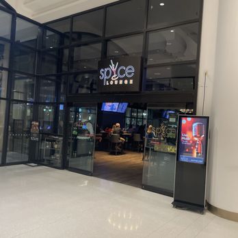 Spyce Lounge - the entrance to the lobby - Lounges Near Me - Niagara Falls, Ontario Spyce Lounge - the entrance to the lobby - Lounges Near Me - Niagara Falls, Ontario