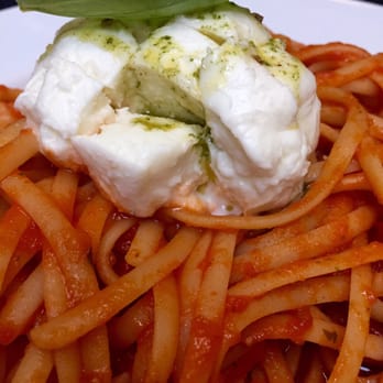 Gemini - Pasta pomodoro. Delish! - Italian Near Me - Paris 07, 75