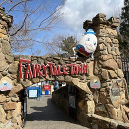 Exterior outside entrance of Fairytale Town - Entrance - Sacramento, California Exterior outside entrance of Fairytale Town - Entrance - Sacramento, California