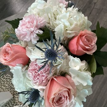 Amazing Flowers - Florists Near Me - Baypoint , California