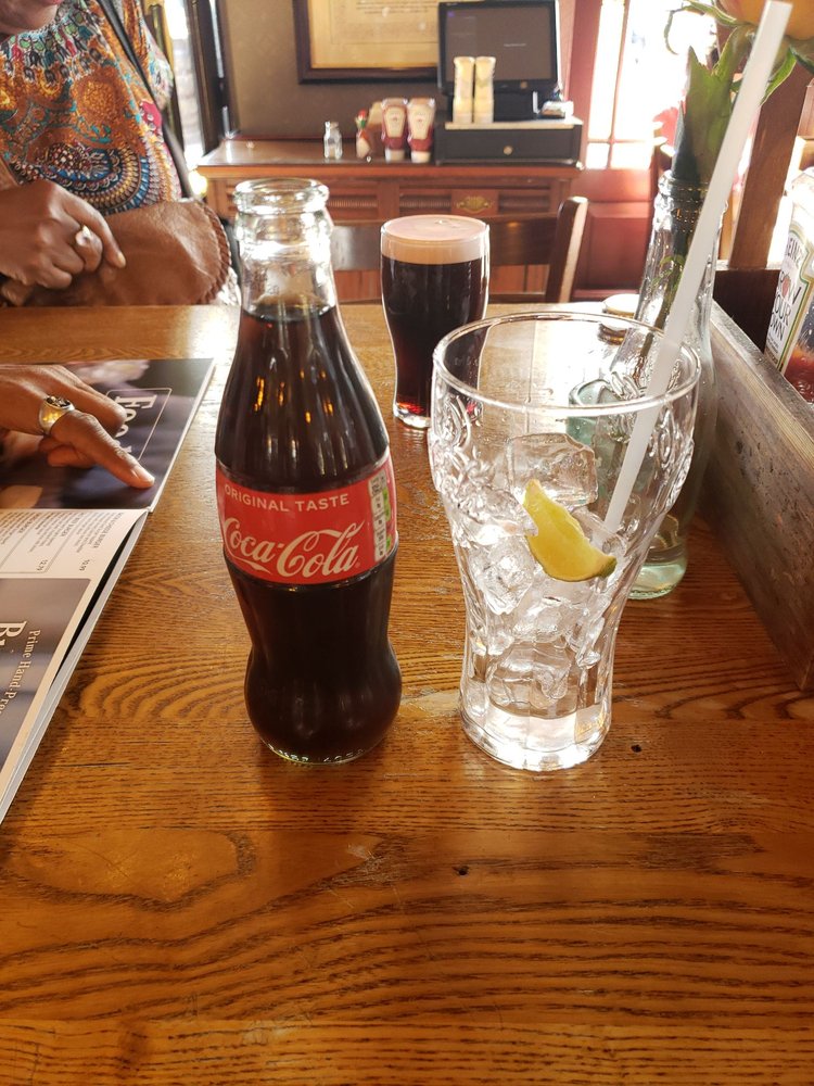 THE RUTLAND 24 Photos & 14 Reviews Pubs 15 Lower Mall