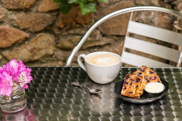 Oakhurst Café by null
