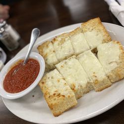 Dicicco's Italian Restaurant - Garlic cheese bread