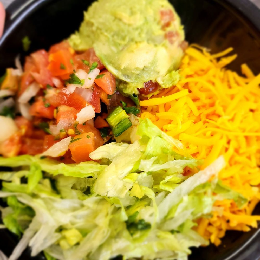 Fajita Pete's - Cedar Park - Pico Guacamole Shreded Cheese - Mexican Near Me - Cedar Park, Texas