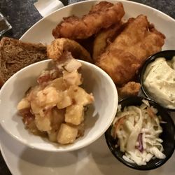 The Pan And Parlor - Combo fish fry