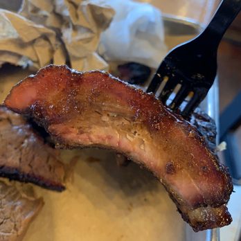 Q-BBQ - So dry and old it's a hard rib and can't even be chewed - Barbeque Near Me - La Grange, Illinois