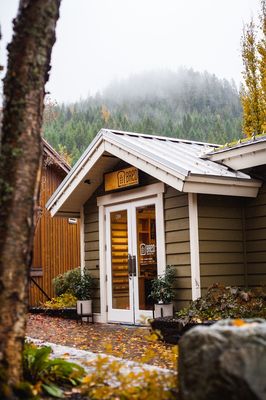 BReD - Organic Sourdough by null