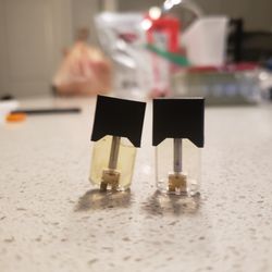 Bees Smoke Shop - FAKE JUUL PODS SOLD HERE. Fake on left, real on right.