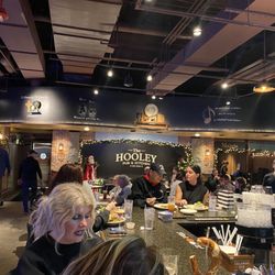 The Hooley Pub & Kitchen - Friday, 8 December 2023 -- inside Hooley Pub and Kitchen in Strongsville Mall