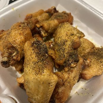Truboba Cafe - Lemon Pepper Chicken Wings (seasoned well, didn't need sauce) - Bubble Tea Near Me - Round Rock, Texas Truboba Cafe - Lemon Pepper Chicken Wings (seasoned well, didn't need sauce) - Bubble Tea Near Me - Round Rock, Texas