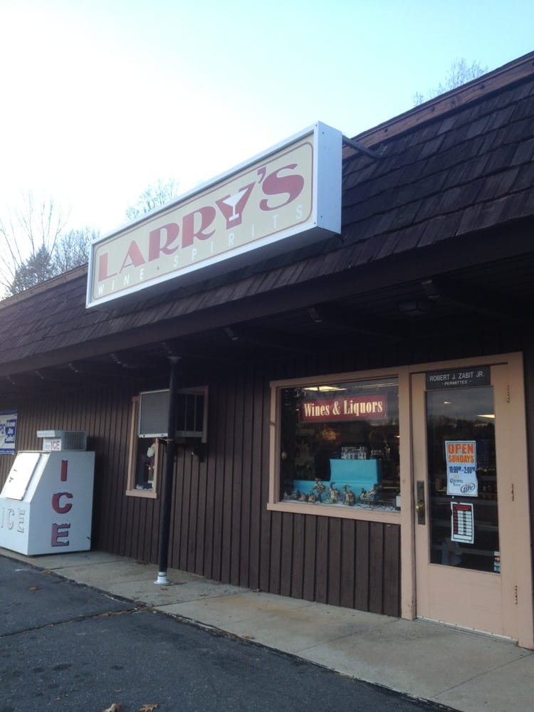Larry's Wine & Spirits Logo