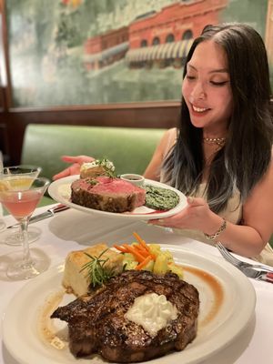 Harris' Restaurant - The San Francisco Steakhouse by null