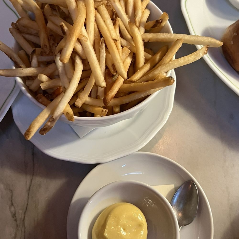 Side of fries with dijonaise Side of fries with dijonaise