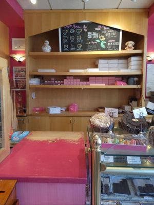 Praline Bakery & Bistro by null