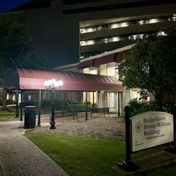 Butler Guest House - Check in guest services here.