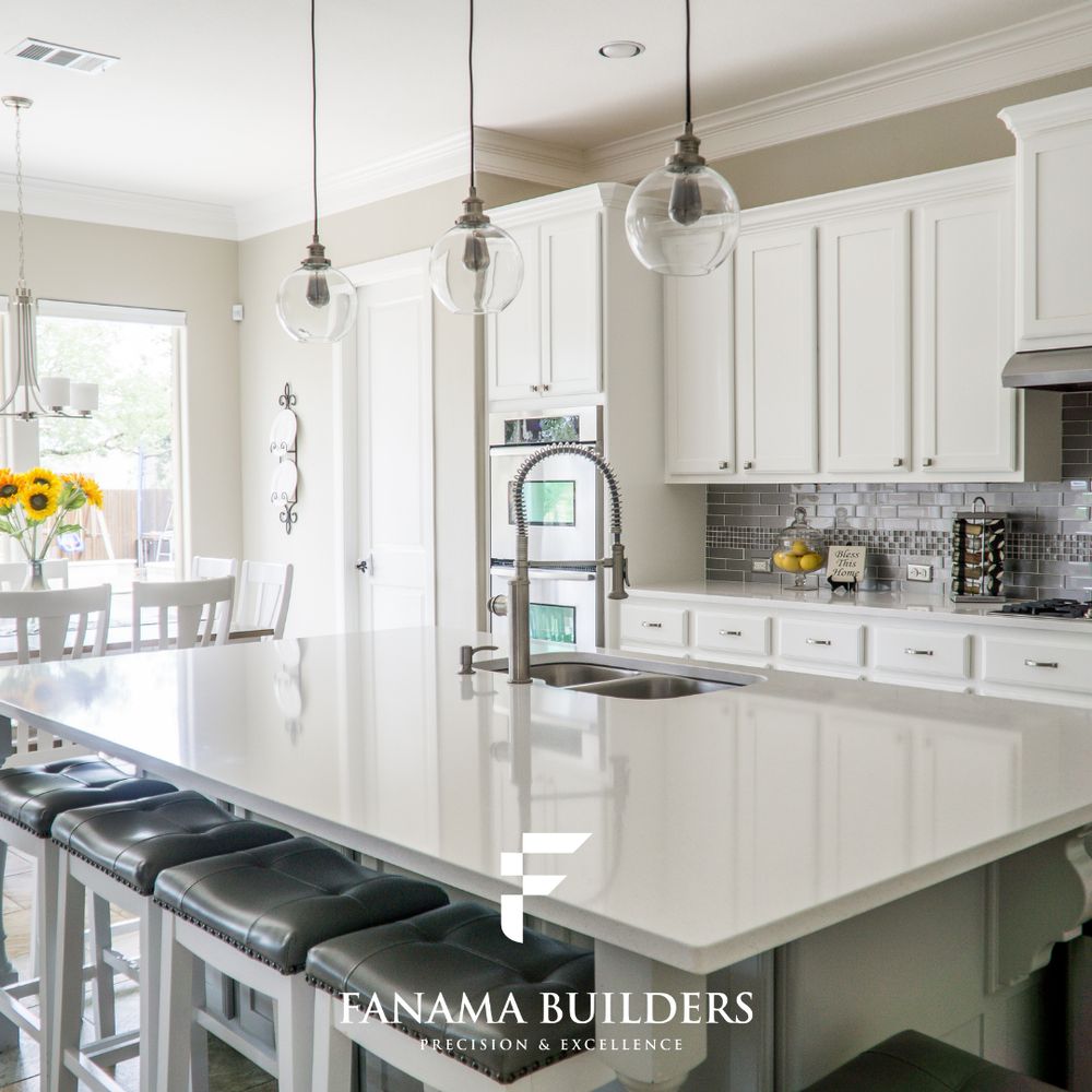 Slide of Fanama Builders