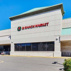 Hackensack Commons - Storefront