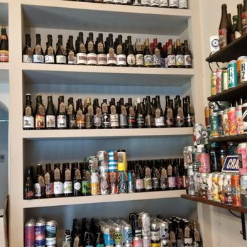 Les Vignerons - Wine Bars Near Me - Rome, RM Les Vignerons - Wine Bars Near Me - Rome, RM