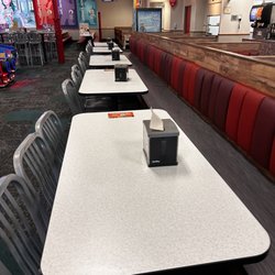 Chuck E. Cheese - New tables