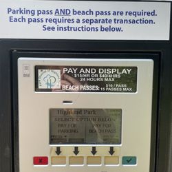 Rosewood Beach - Pay station and prices