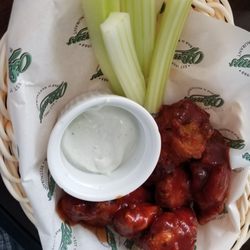 O'Learys - Wings not deadly hot