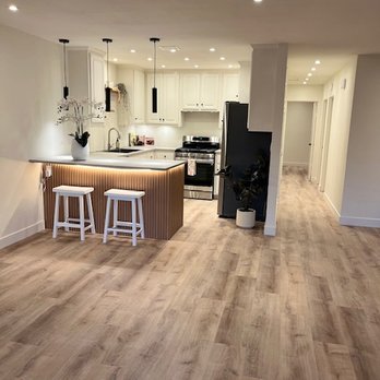 Falcon Floor Installers - Flooring Near Me - Tarzana, California Falcon Floor Installers - Flooring Near Me - Tarzana, California