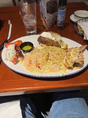 Red Lobster by null