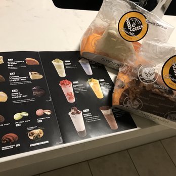 Cheese Baker - Durian caution to the left! - Bakeries Near Me - Toronto, Ontario