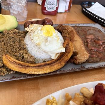 Casa En El Aire - Bandeja Paisa - Mexican Near Me - Santa Clara, California Casa En El Aire - Bandeja Paisa - Mexican Near Me - Santa Clara, California