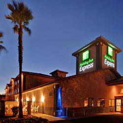 Holiday Inn Express Green Valley