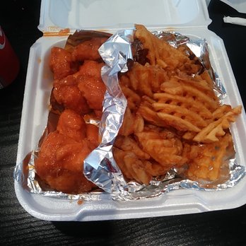 Atomic Wings - Perfect portion! - Halal Near Me - Jamaica, New York